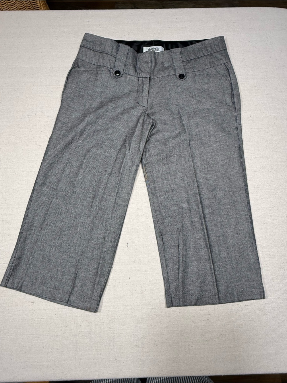Charlotte Russe Women’s Charcoal Gray Dress Capris - Size 6